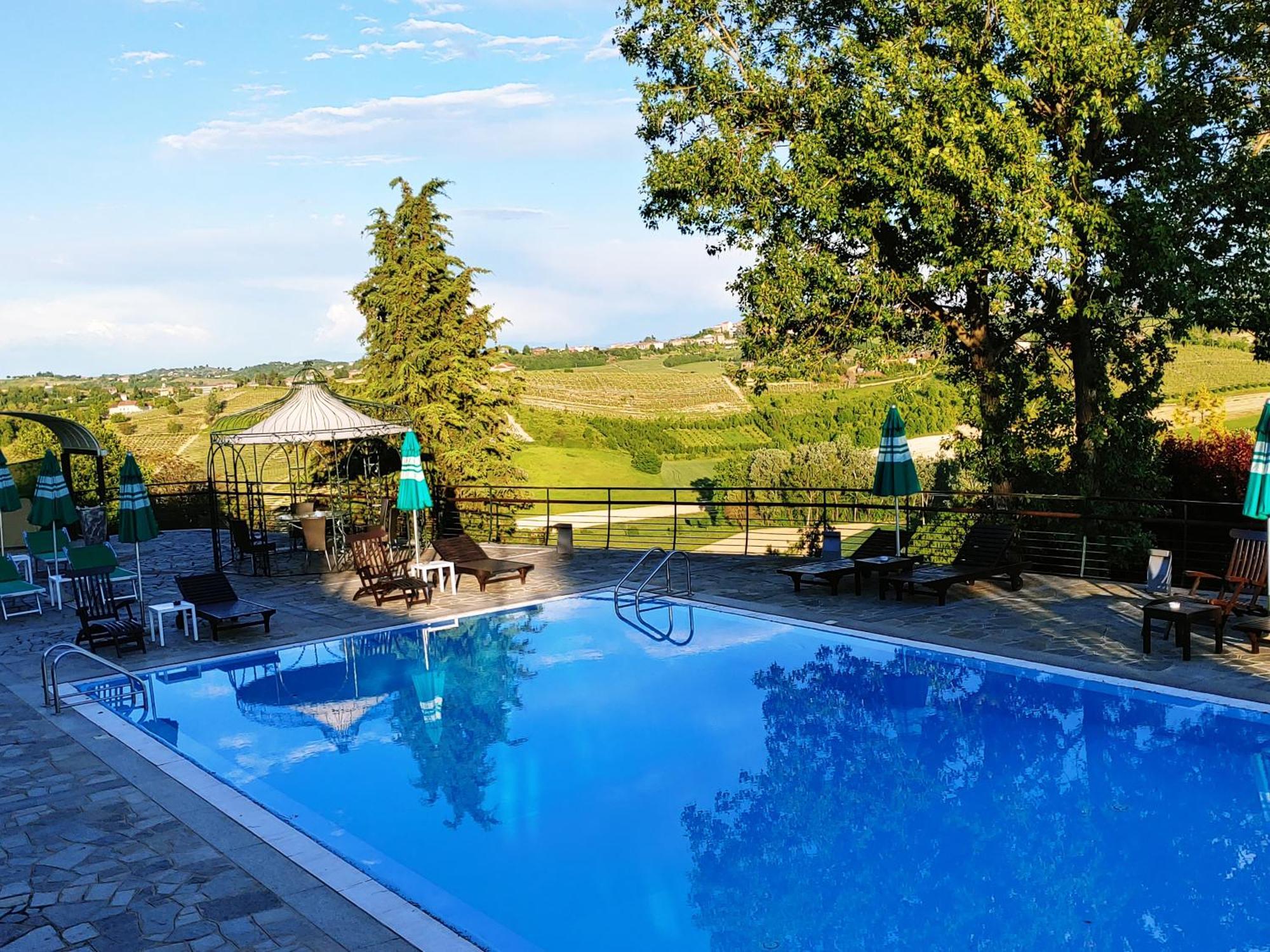 Locanda Del Boscogrande Montegrosso dʼAsti Dış mekan fotoğraf