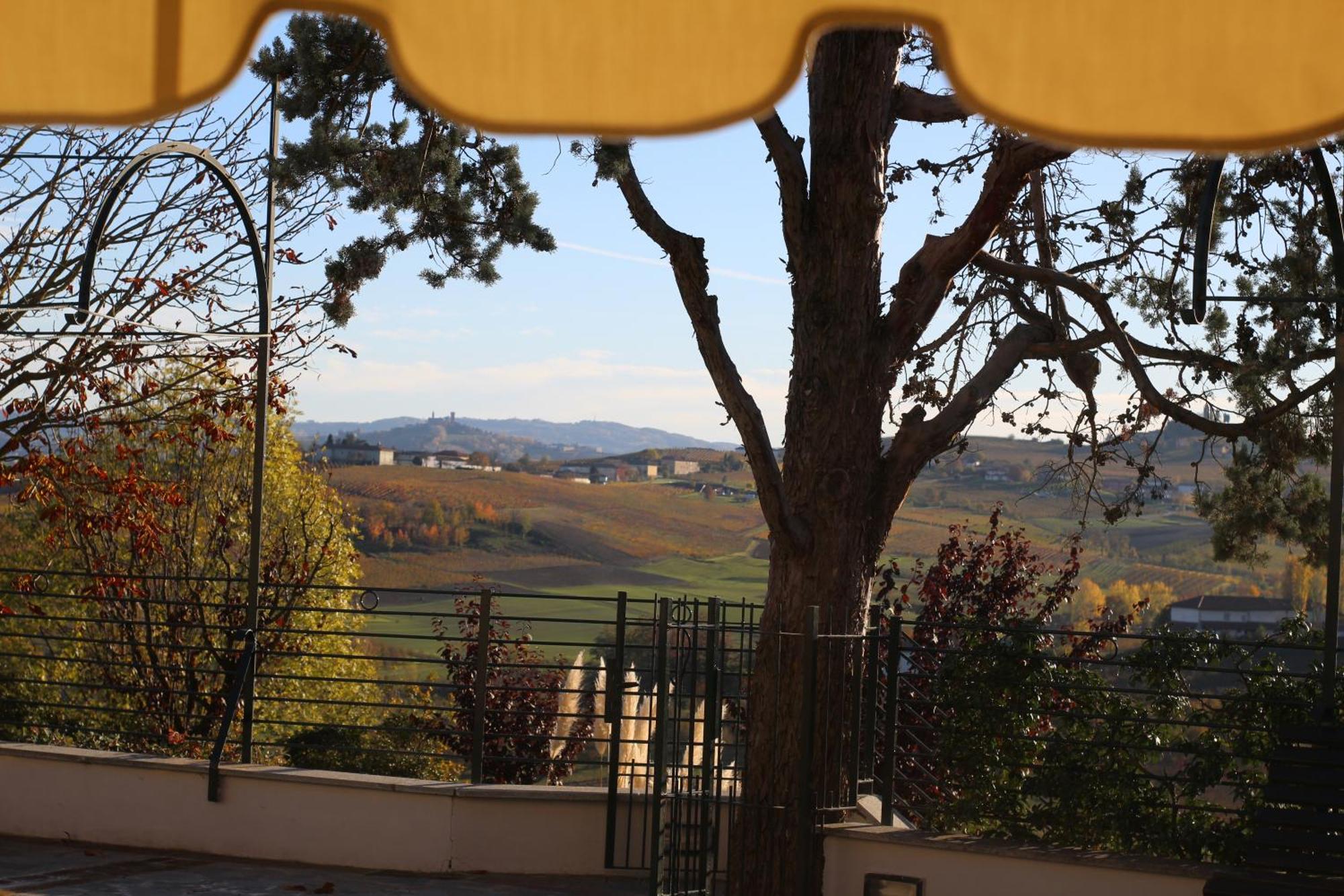Locanda Del Boscogrande Montegrosso dʼAsti Dış mekan fotoğraf