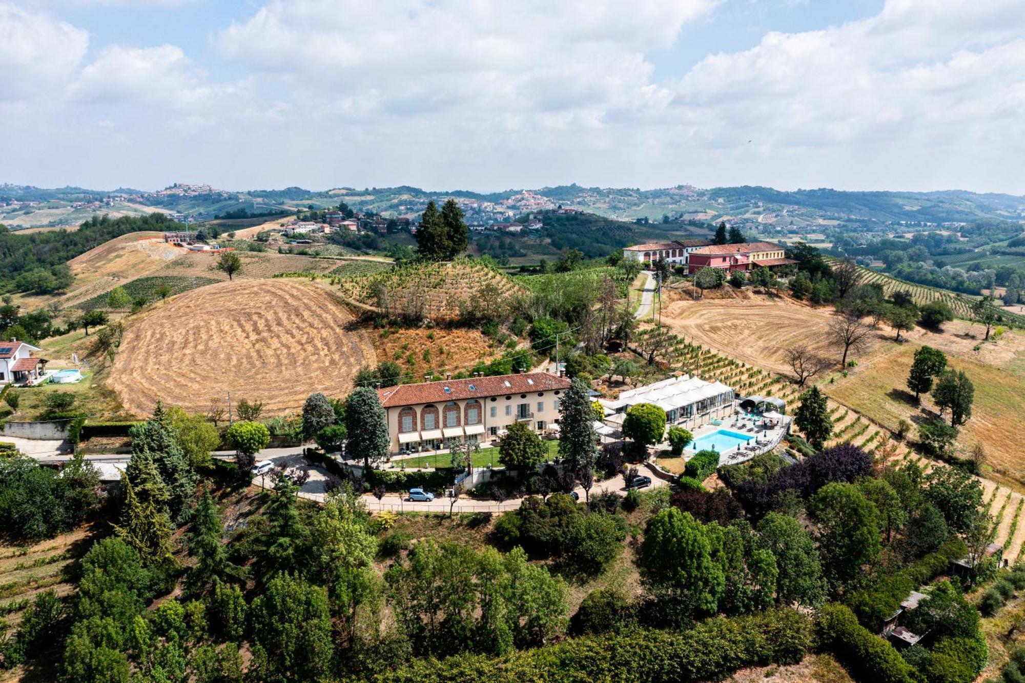 Locanda Del Boscogrande Montegrosso dʼAsti Dış mekan fotoğraf