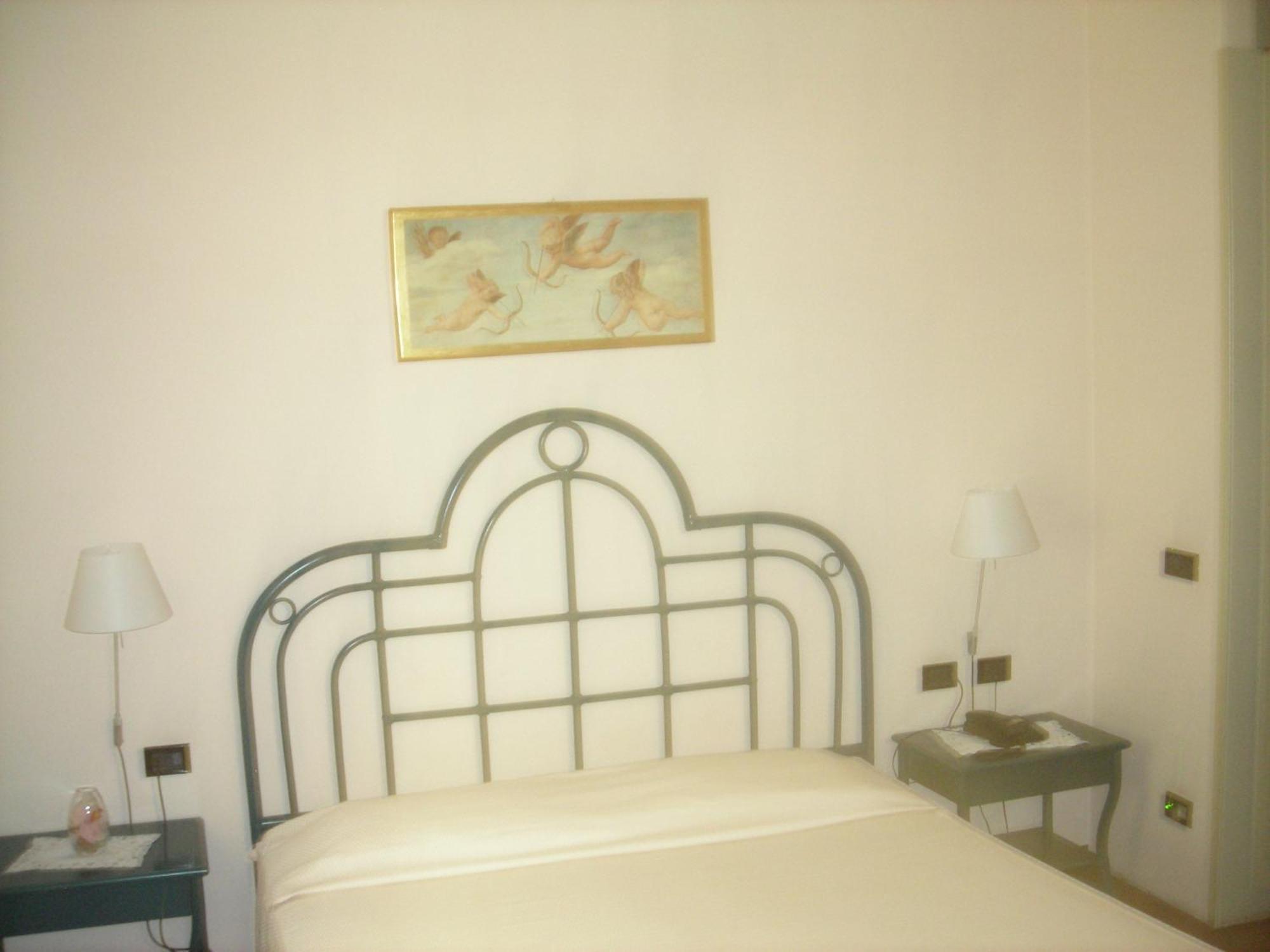 Locanda Del Boscogrande Montegrosso dʼAsti Oda fotoğraf