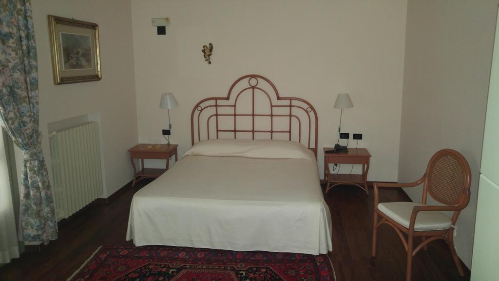 Locanda Del Boscogrande Montegrosso dʼAsti Dış mekan fotoğraf